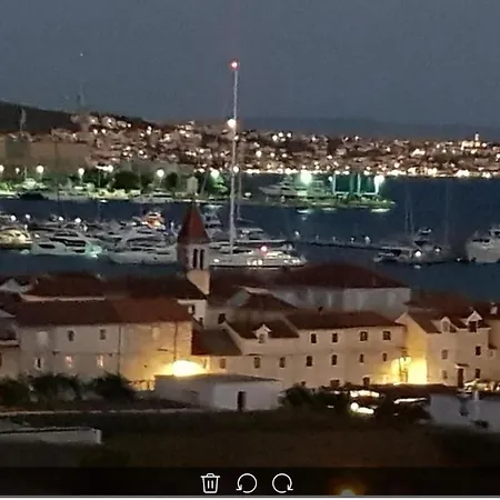 Luxury Apartment Viktoria Trogir Exterior photo